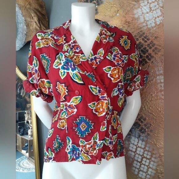 Vintage Chaus Red Short Sleeve Button Down With Southwestern Abstract Print - Picture 8 of 11